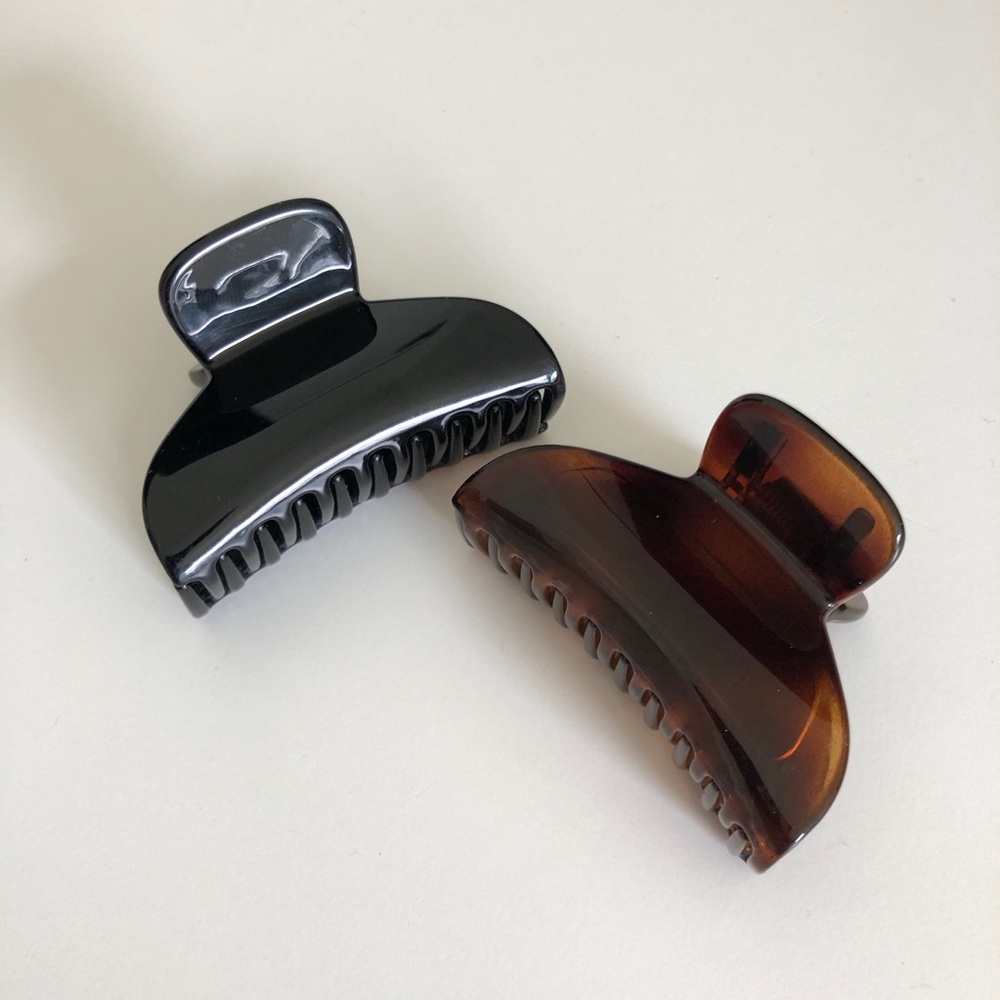 black and brown tortoise claw clips - new without tags